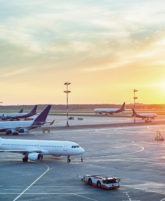 空港施設の監視 写真